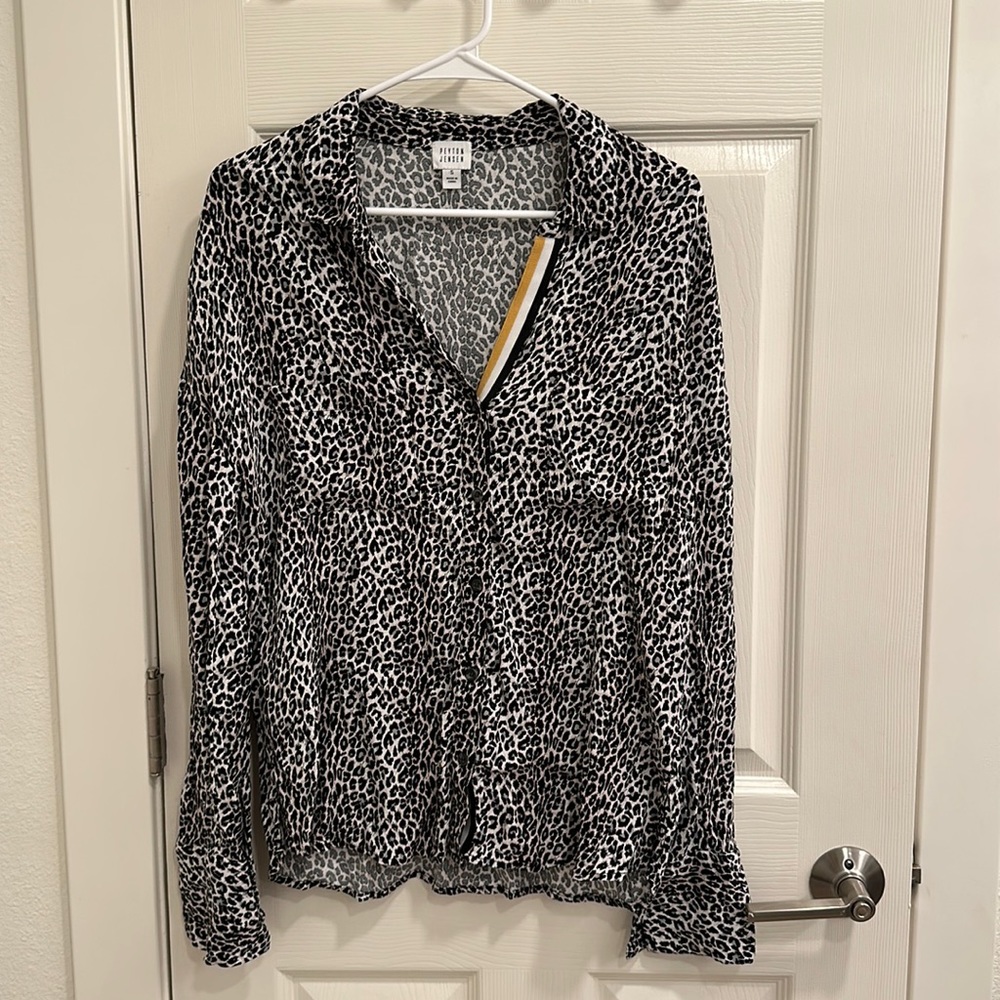 Peyton James Cheetah Print long Sleeve Blouse